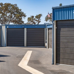 Self Storage Paso Robles containers